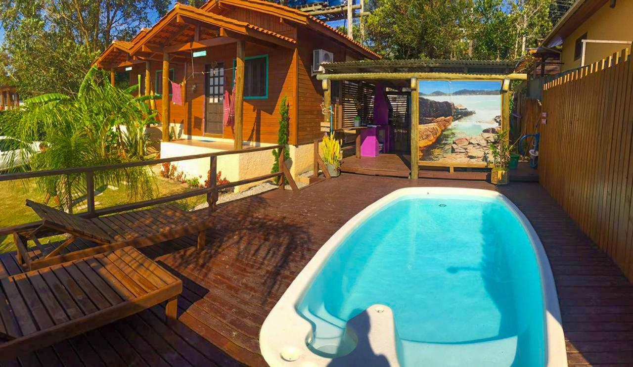 Hindu Box Containers E Cabanas Praia do Rosa Kültér fotó