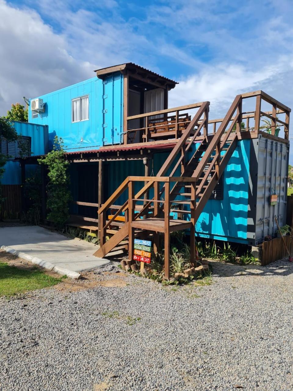 Hindu Box Containers E Cabanas Praia do Rosa Kültér fotó