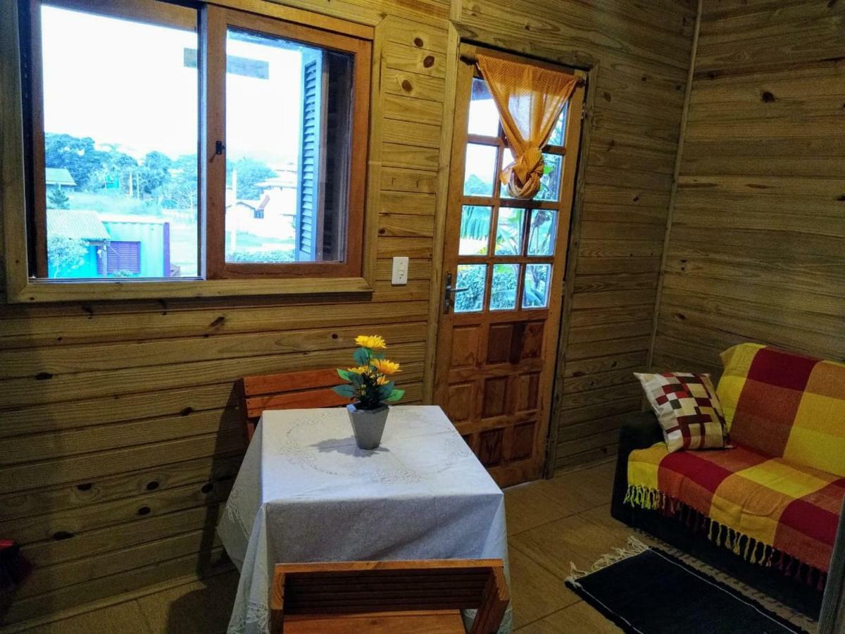 Hindu Box Containers E Cabanas Praia do Rosa Kültér fotó